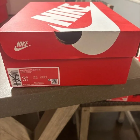 Youth size 3.5 Nike Dunk Low Sneakers Black White - Picture 2 of 5